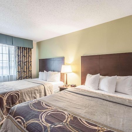 Mainstay Suites Фредерик Екстериор снимка