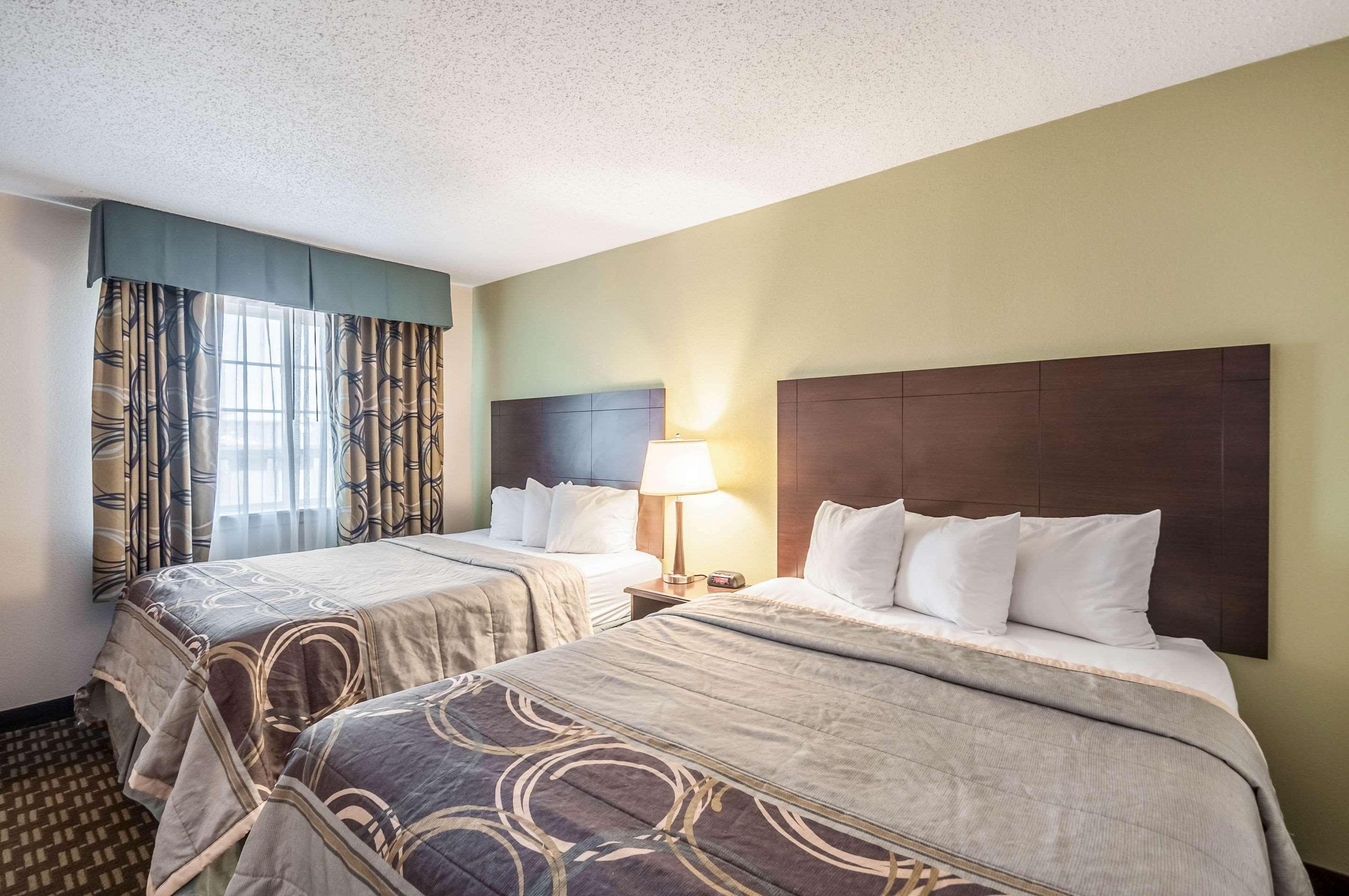 Mainstay Suites Фредерик Екстериор снимка